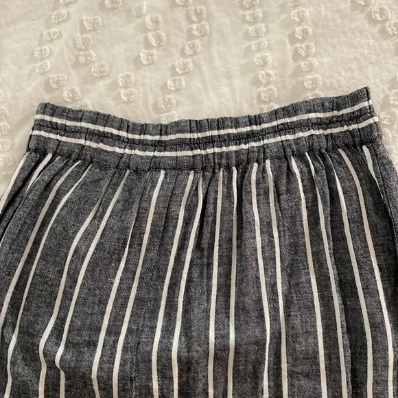 Loft Outlet. Small linen blend skirt. Blue/Gray & white stripes. Used like new - Picture 4 of 4